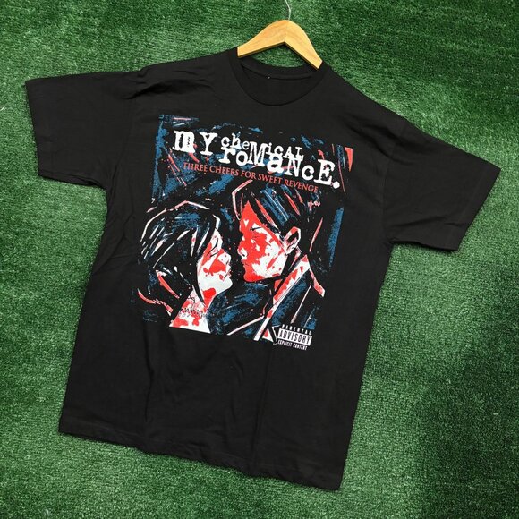 My Chemical Romance Three Cheers for Sweet Revenge Rock Band T-Shirt Large - Picture 3 of 4